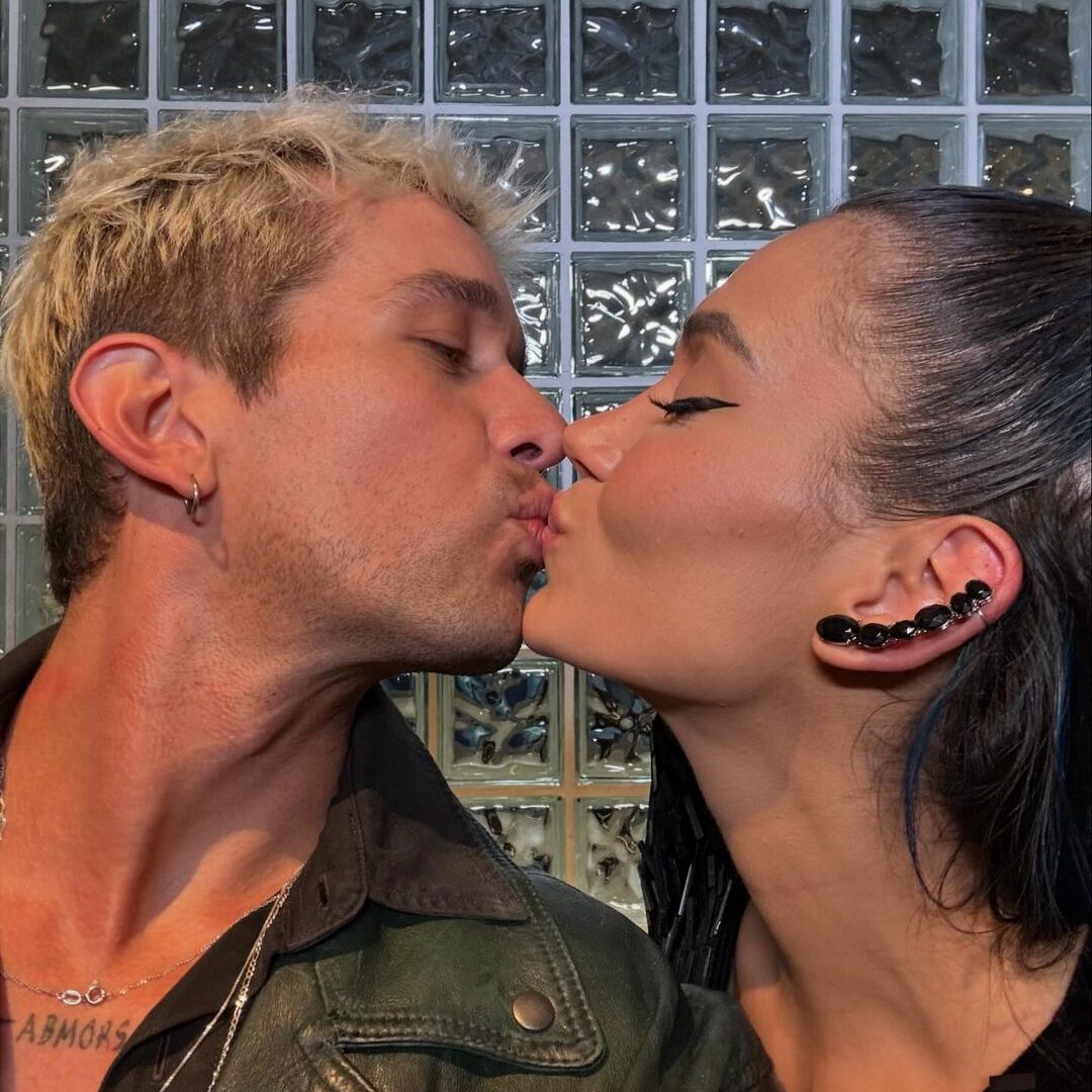 Estrela da Casa: primeira noite fora do reality foi marcada por encontros com fãs e rotina agitada 2 "Maunna", casal do "Estrela da Casa".