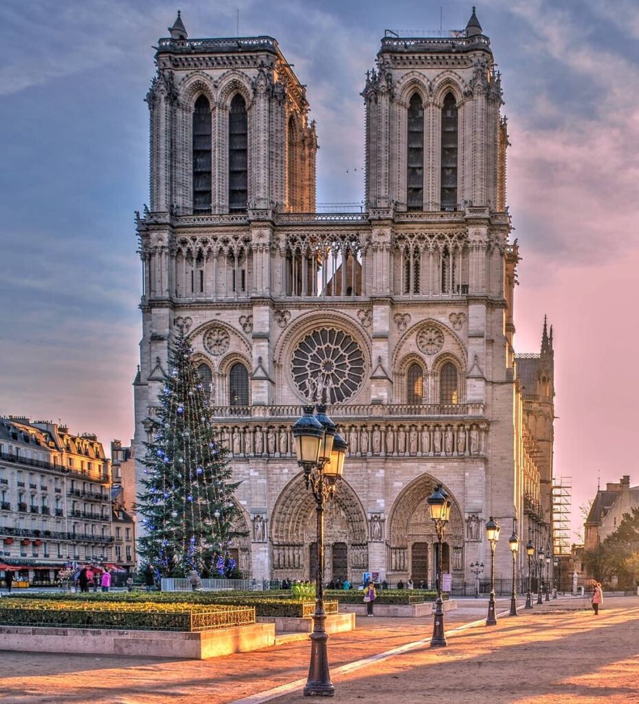 Catedral de Notre-Dame tem sua reabertura confirmada para dezembro 1 Catedral de Notre-Dame tem sua reabertura confirmada para dezembro