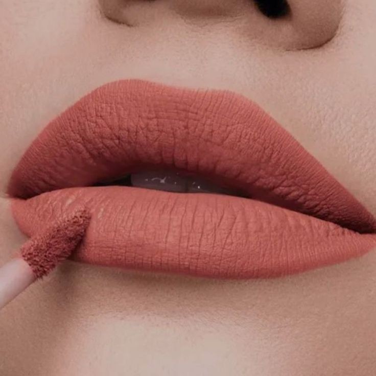 Batom nude: como descobrir o melhor para você e as vantagens de ter o seu 5 0a4e34b123e91cf058b18fad29c8b31b