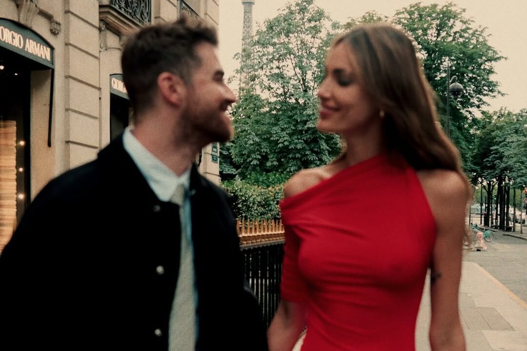 Drew Taggart, do The Chainsmokers, anuncia noivado com a modelo brasileira Mari Fonseca 1 Drew Taggart