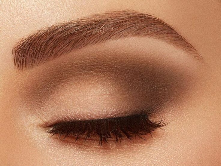 Tipos de esfumados que valorizam diferentes formatos de olhos 1 esfumados