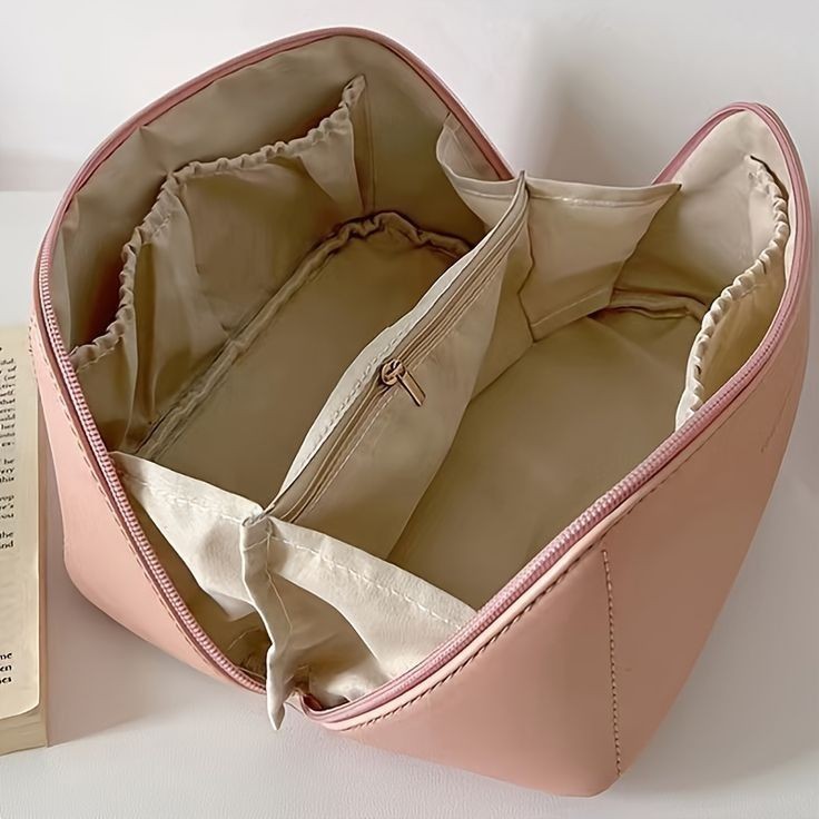 Necessaire feminina, os produtos de autocuidado que não podem faltar 3 6ab9a47ab1269f47bf711af89d939881 1