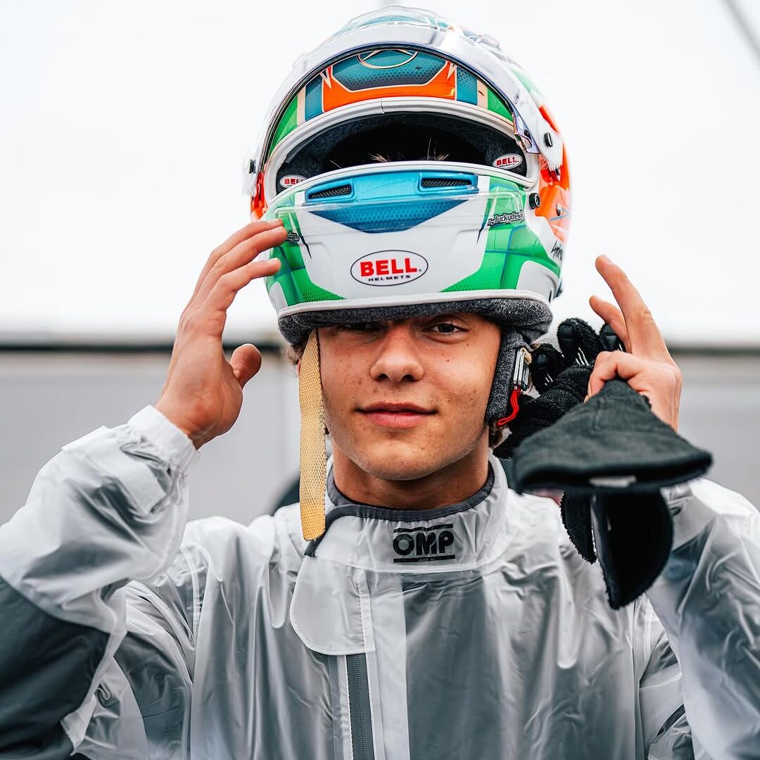 Kimi Antonelli: o prodígio de 18 anos que substituirá Lewis Hamilton na Mercedes 1 Kimi Antonelli