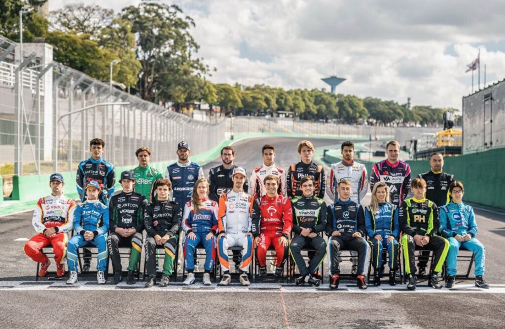 Inauguração de nova era na Stock Car 2025, com SUVs nas pistas e mudanças no Grid 2 Grid