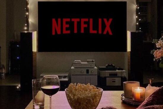 A nova IA da Netflix quer decidir o que você vai assistir e até como o filme termina