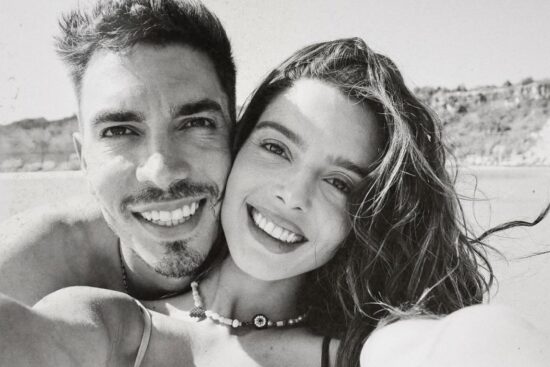 Giovanna Lancellotti se casa aos pés do Cristo Redentor