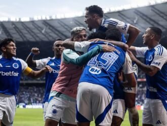 Brasileirão 2025: Cruzeiro assume a liderança após goleada sobre o Juventude