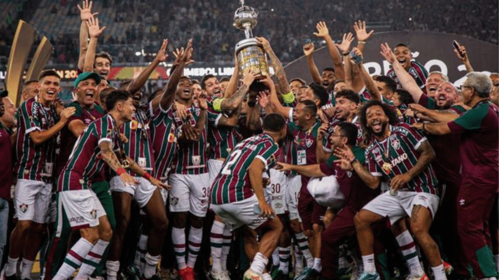 Fluminense lidera o ranking de premiações entre os clubes brasileiros em 2025 até o momento. (Foto: reprodução/Pinterest)