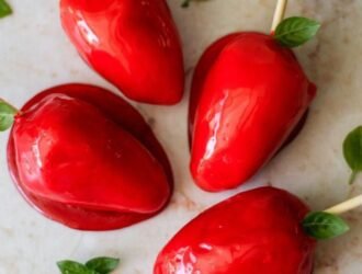 O que é “Morango do Amor”, o doce que viralizou nas redes sociais?