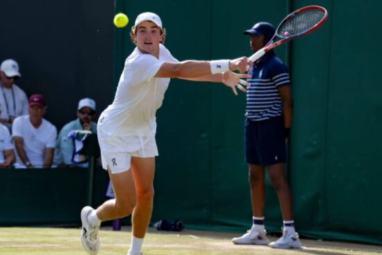 João Fonseca entra no Top 50 da ATP e se torna o brasileiro mais jovem a alcançar a marca