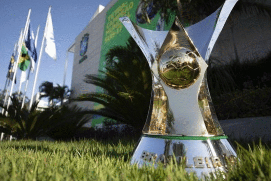 Primeiro turno encerra na segunda-feira (11) com duelos importantes. Returno inicia no sábado (16), marcando os momentos finais do Brasileirão