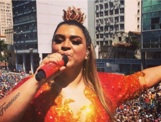Carnaval do Rio homenageia Preta Gil com circuito de megablocos que leva seu nome. Foto: Reprodução/Pinterest