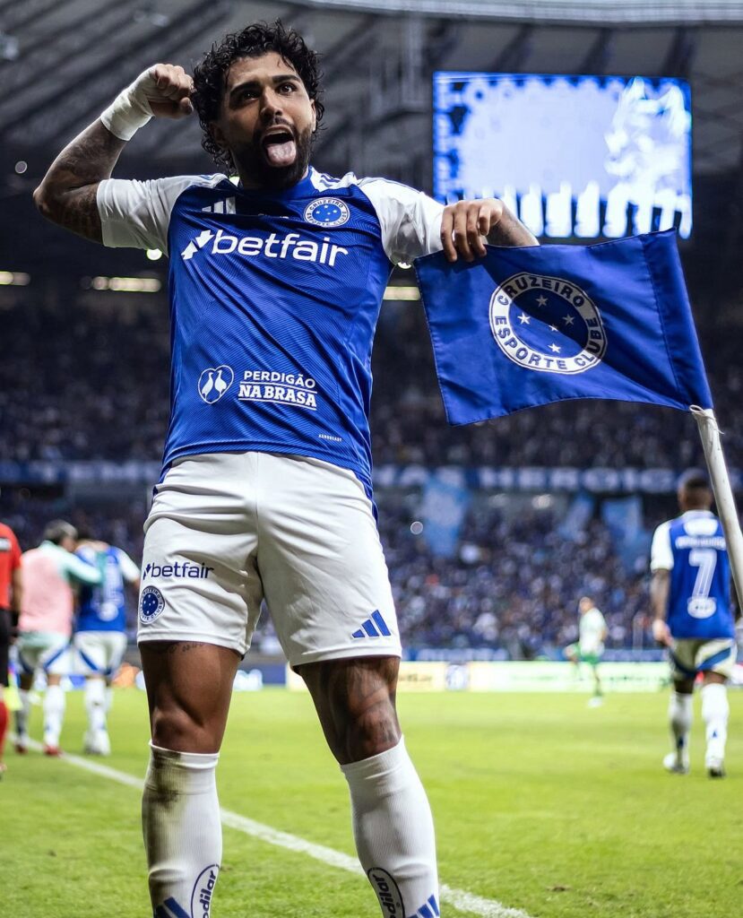 Brasileirão 2025: Cruzeiro assume a liderança após goleada sobre o Juventude