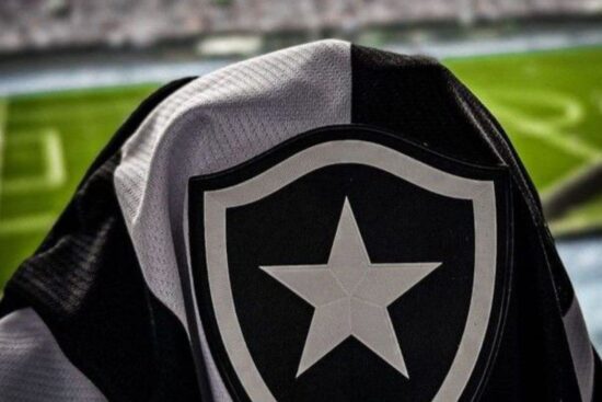 Mesmo sendo campeão, o Botafogo registrou prejuízo financeiro. Em balanço divulgado na última sexta-feira (8), o clube carioca apresentou déficit nas contas