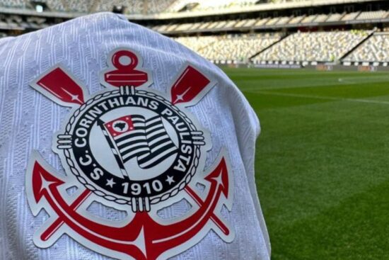 Corinthians define seu novo presidente nesta segunda-feira (25)