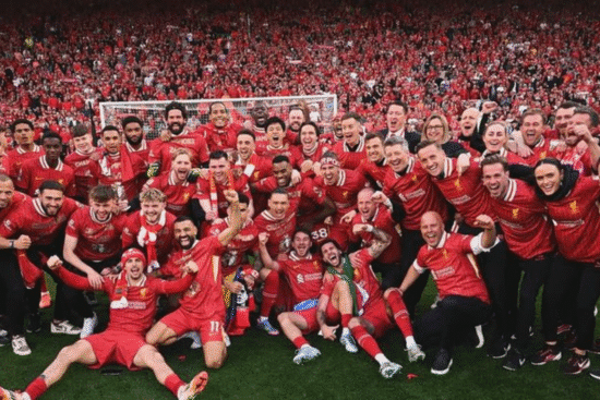 Liverpool levantou a taça na temporada passada e chega com objetivo de defender o título