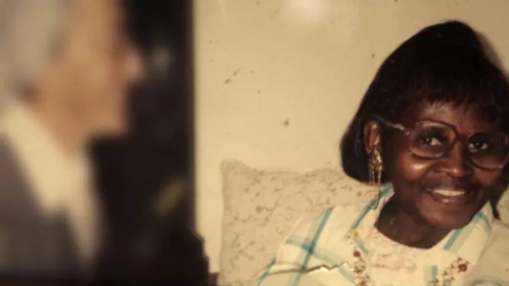 "A Mulher da Casa Abandonada"