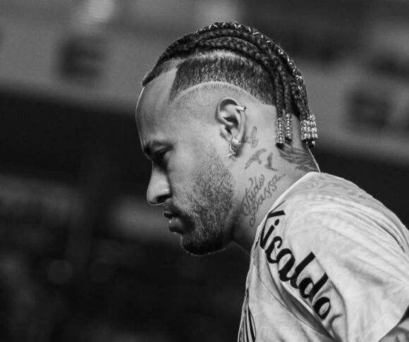 Neymar tem sua terceira lesão confirmada na temporada
