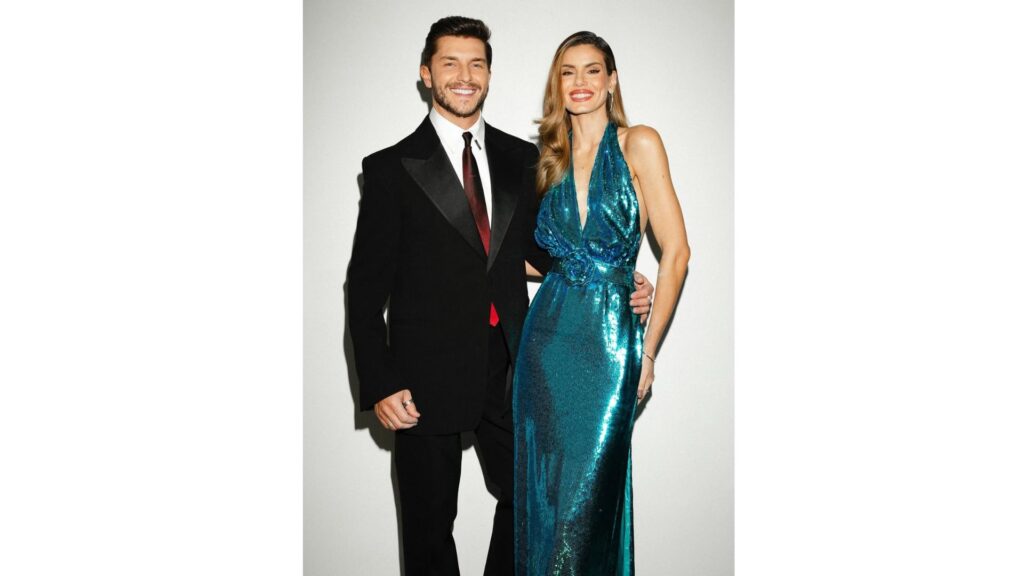 Camila Queiroz e Klebber Toledo. (Foto: reprodução/Instagram/@camilaqueiroz)