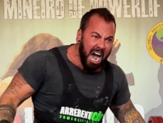 Primeiro atleta trans do Brasil no powerlifting