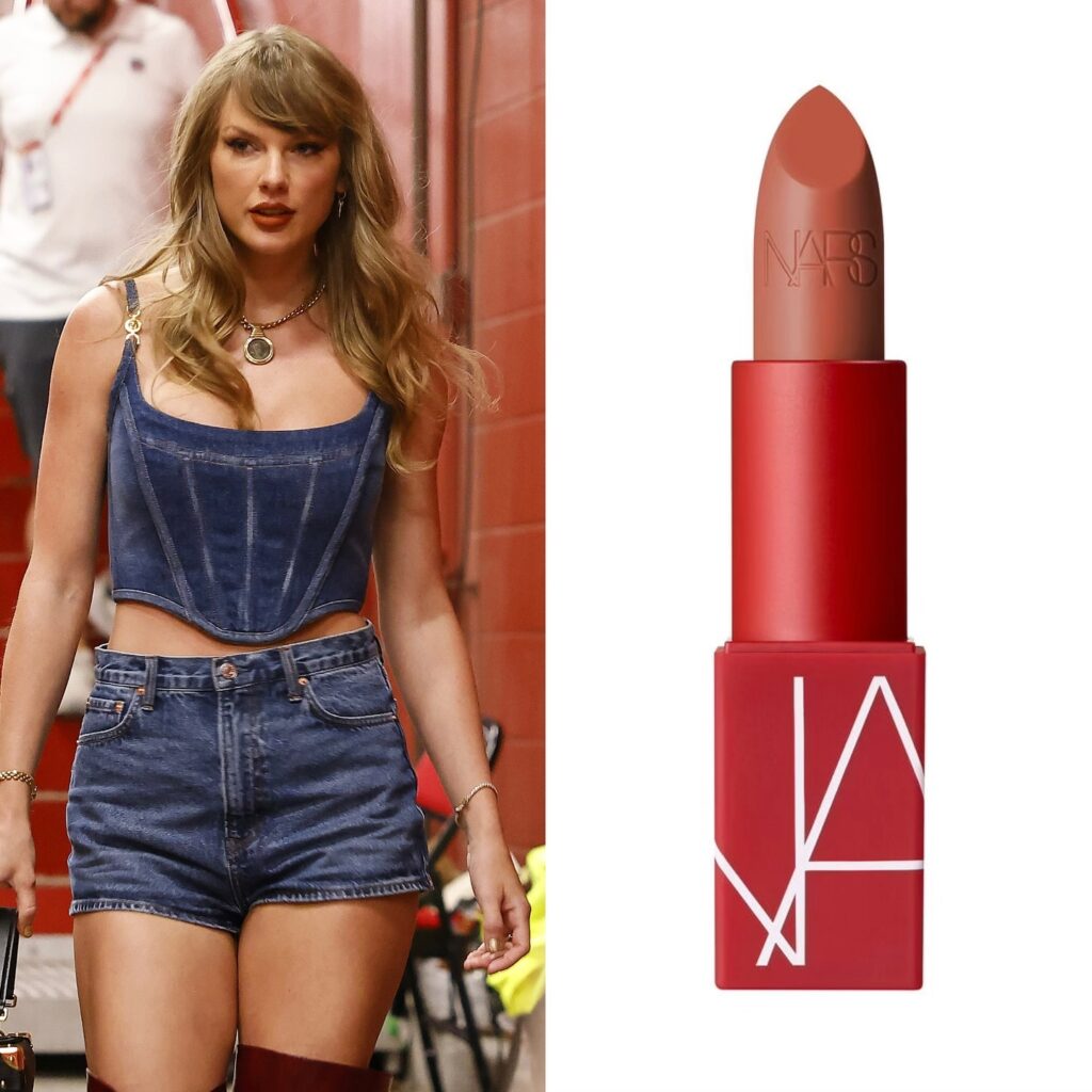 O batom laranja Morocco da NARS é o favorito da artista.