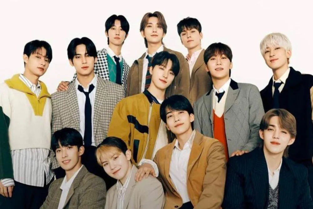 "SEVENTEEN" 